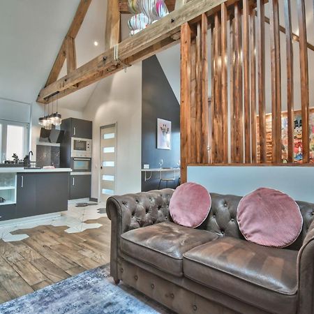 * Le Loft Des Mysteres * Apartment แมงเตอนง ภายนอก รูปภาพ
